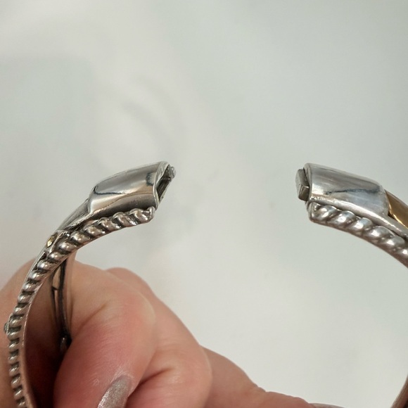 Brighton Unity Bangle Bracelet silver and gold-tone and a hinged opening 6.25” - Picture 5 of 7